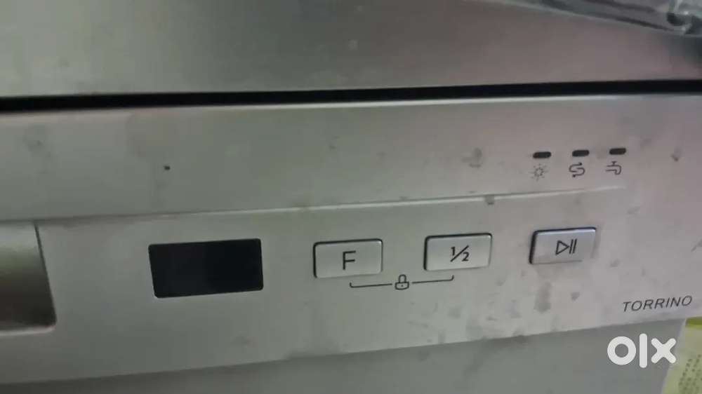 Carrier Midea Dishwasher 13 place setting motor on warranty
