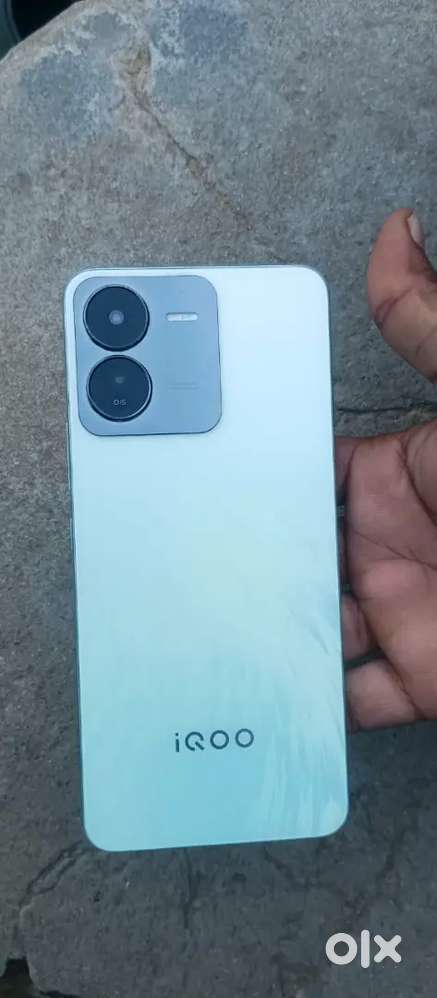 Iqz9 5g smart phone