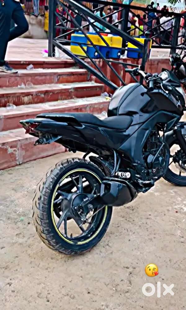 Ek dam mast condition ma ha 100% ok condition