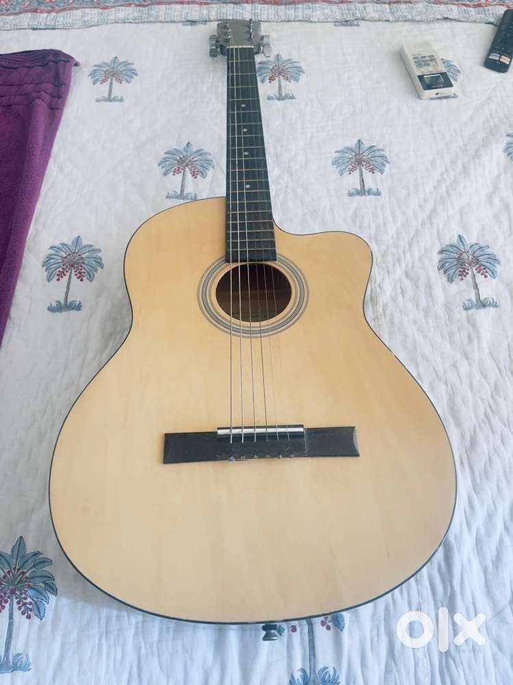 Guitar for sale