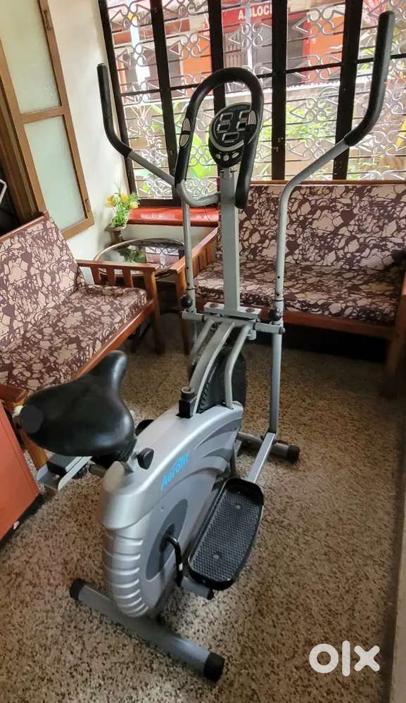 Aerofit elliptical cross trainer (Orbitrek)