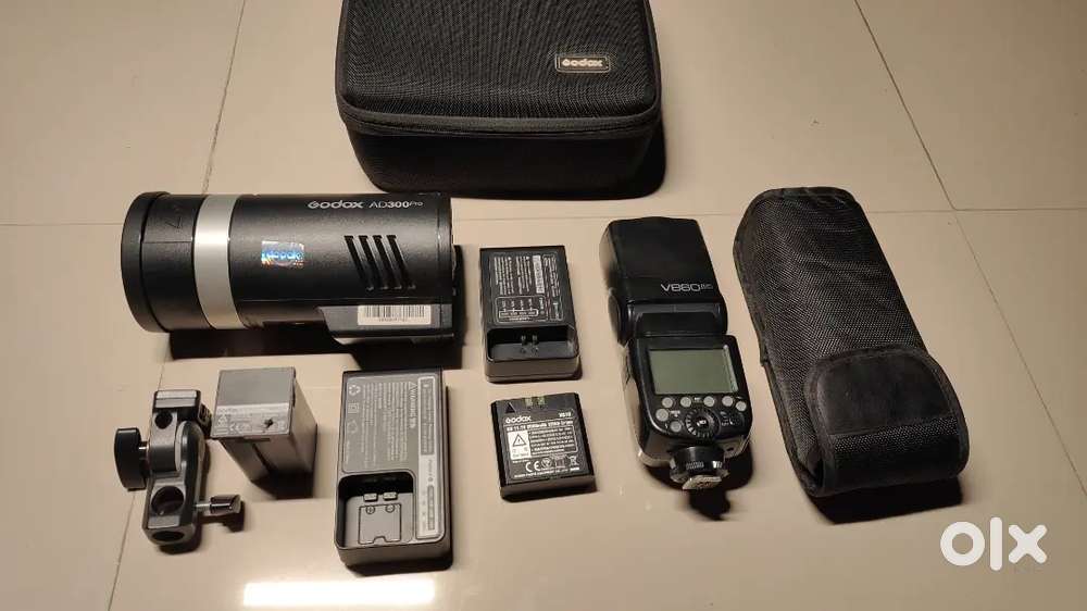 GODOX AD300 TTL Battery Powered Wireless Strobe, Black