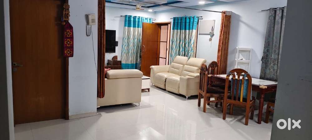 Premium fully furnished 2bhk flat with all amenities@Kondapur AMB area