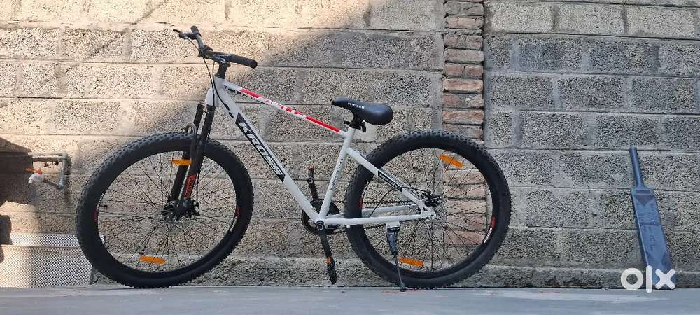 Used like new also mountain bike