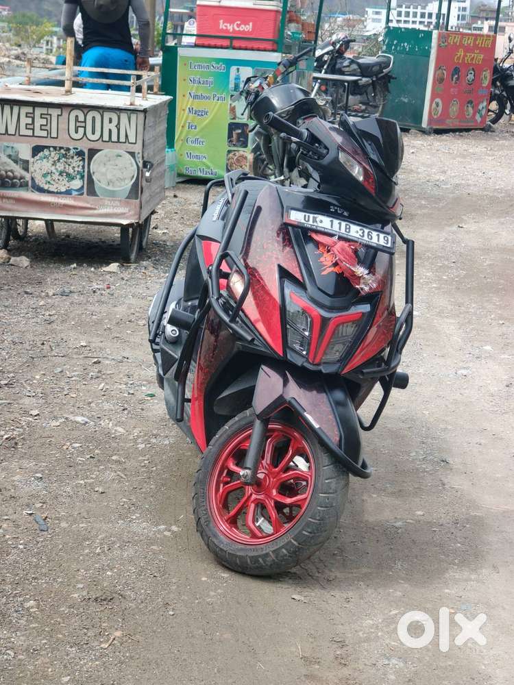 Bilkul one hand gadi hai