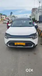 Kia Carens 2024