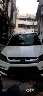 Led projector 
Fog lamps 
Touch screen
Central locking 
Reverse camera
