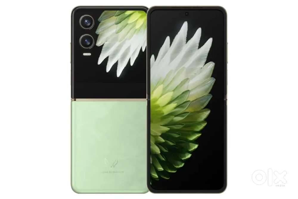 Tecno phantom flip 5g