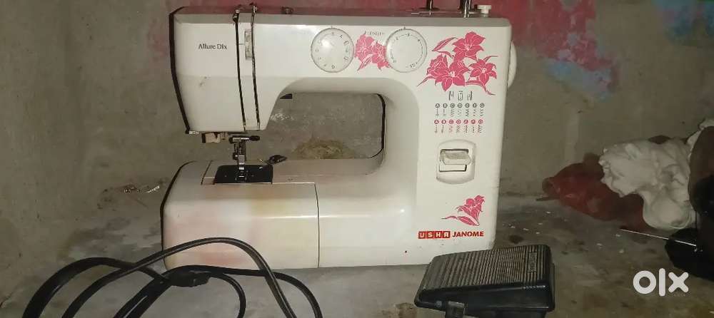 Usha Electric Swing Machine