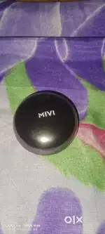 Bluetooth earbuds