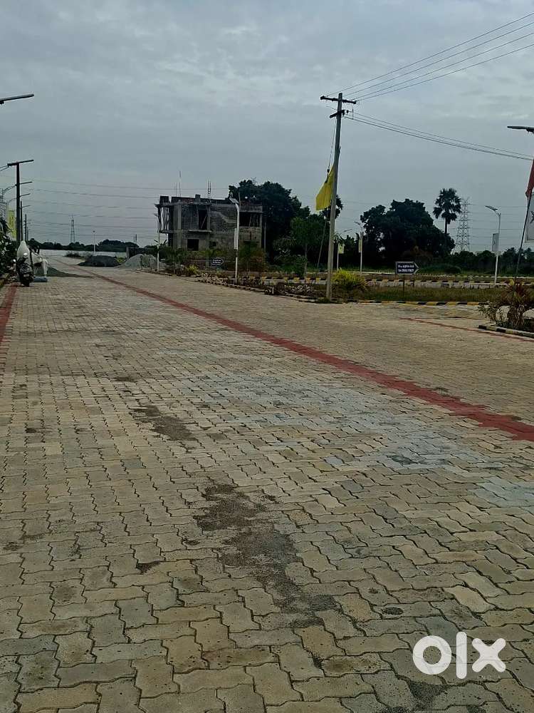 ON ROAD TH ROAD  DTCP APPROVED PLOT REDHILLS 9km only