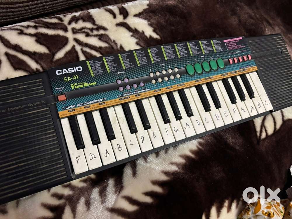 Piano Casio 61-Key Portable Keyboard, Black