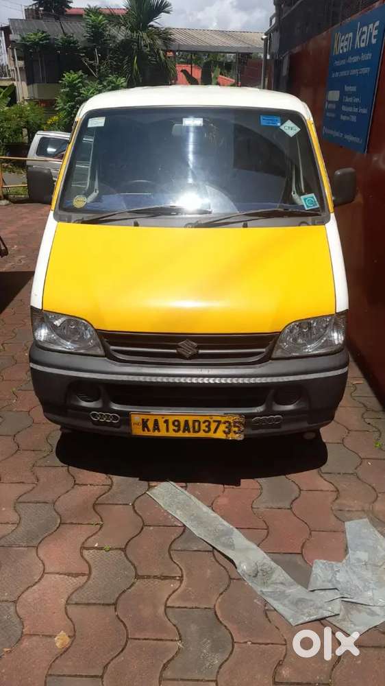 Maruti van cargo cng