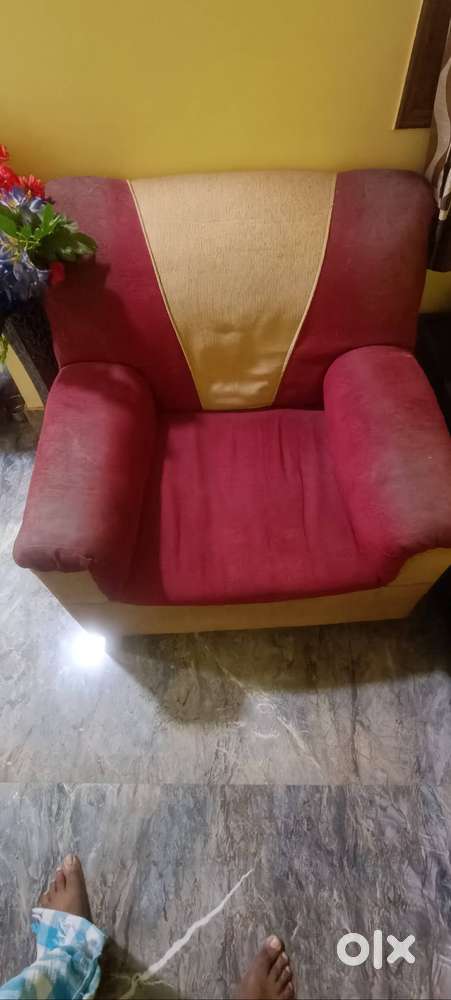 3+2 Used Sofa