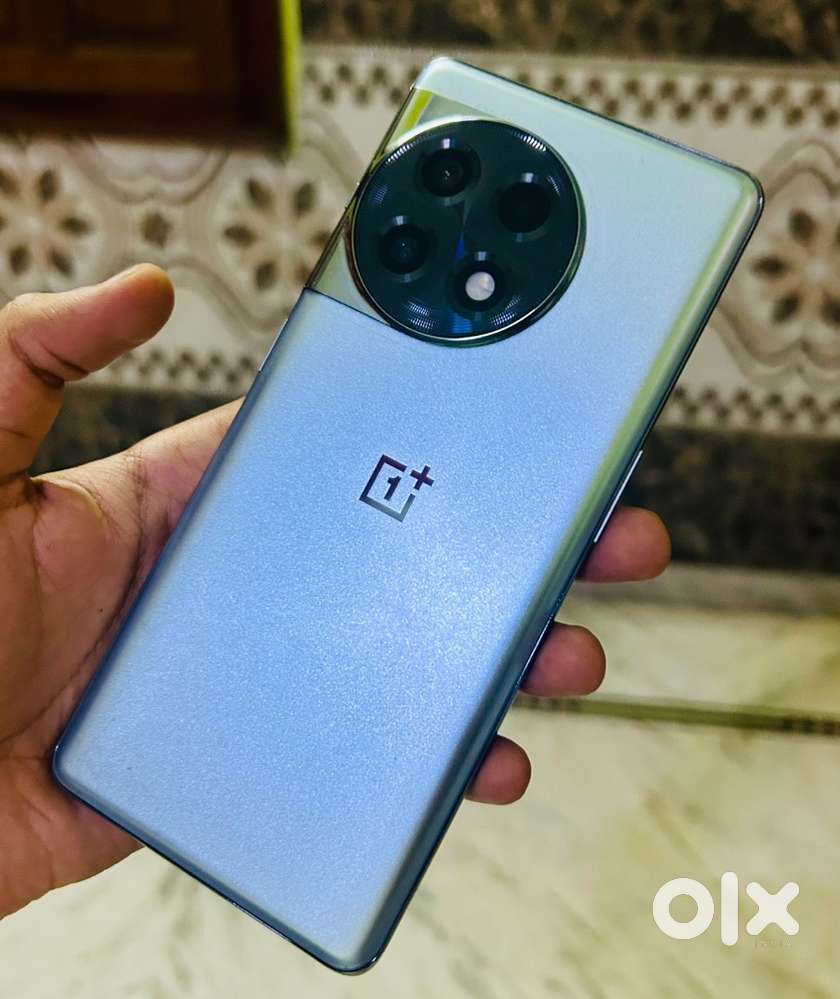 ONE PLUS 11R 16 256 GB
