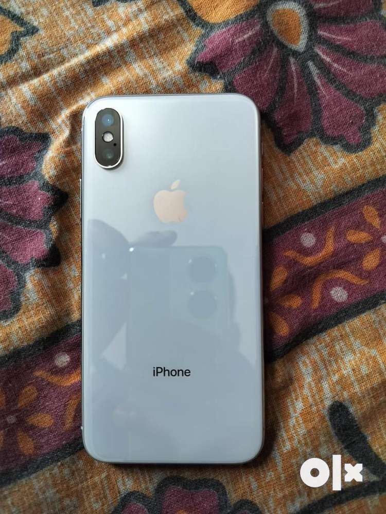I phone X 64 gb 80% battery health A1 condition