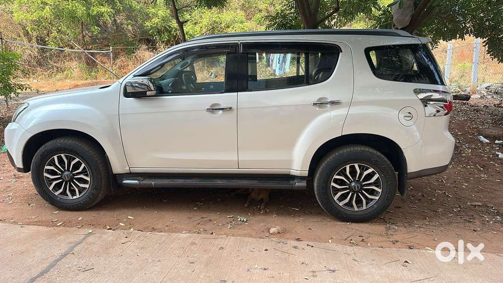 Isuzu MU-X 4X2, 2018, Diesel