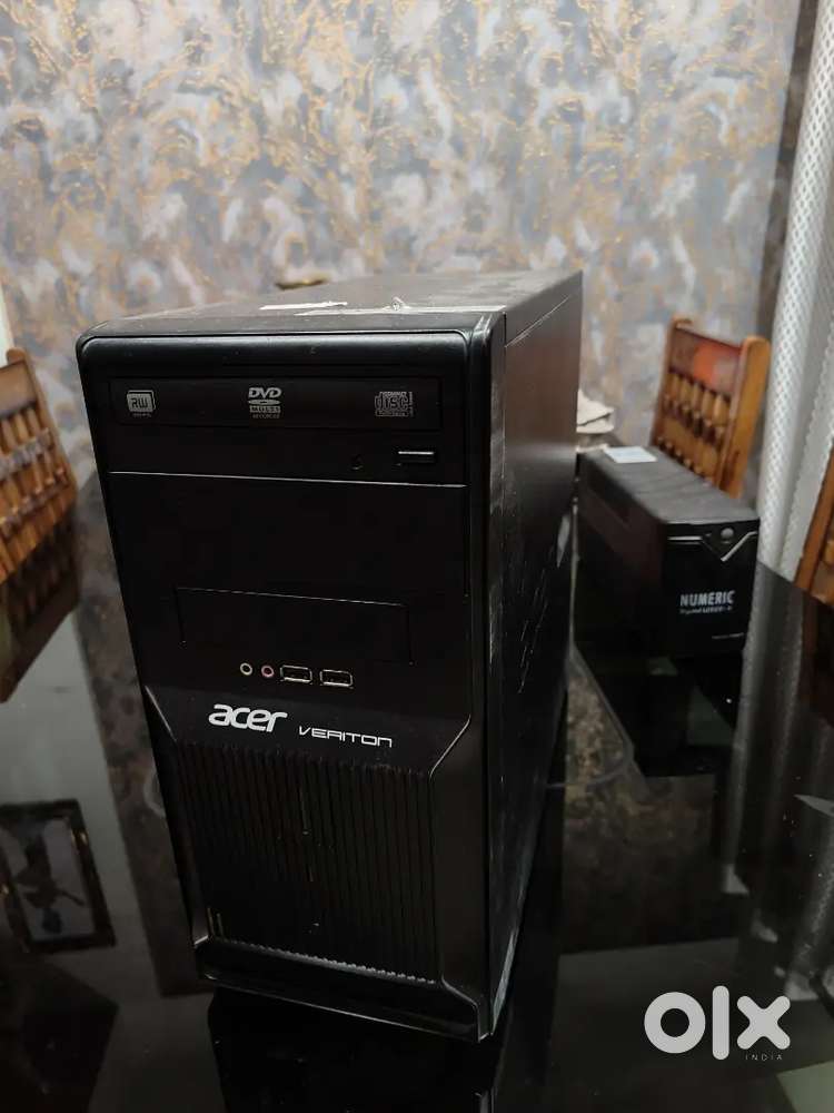 Aser CPU, UPS and keyboard