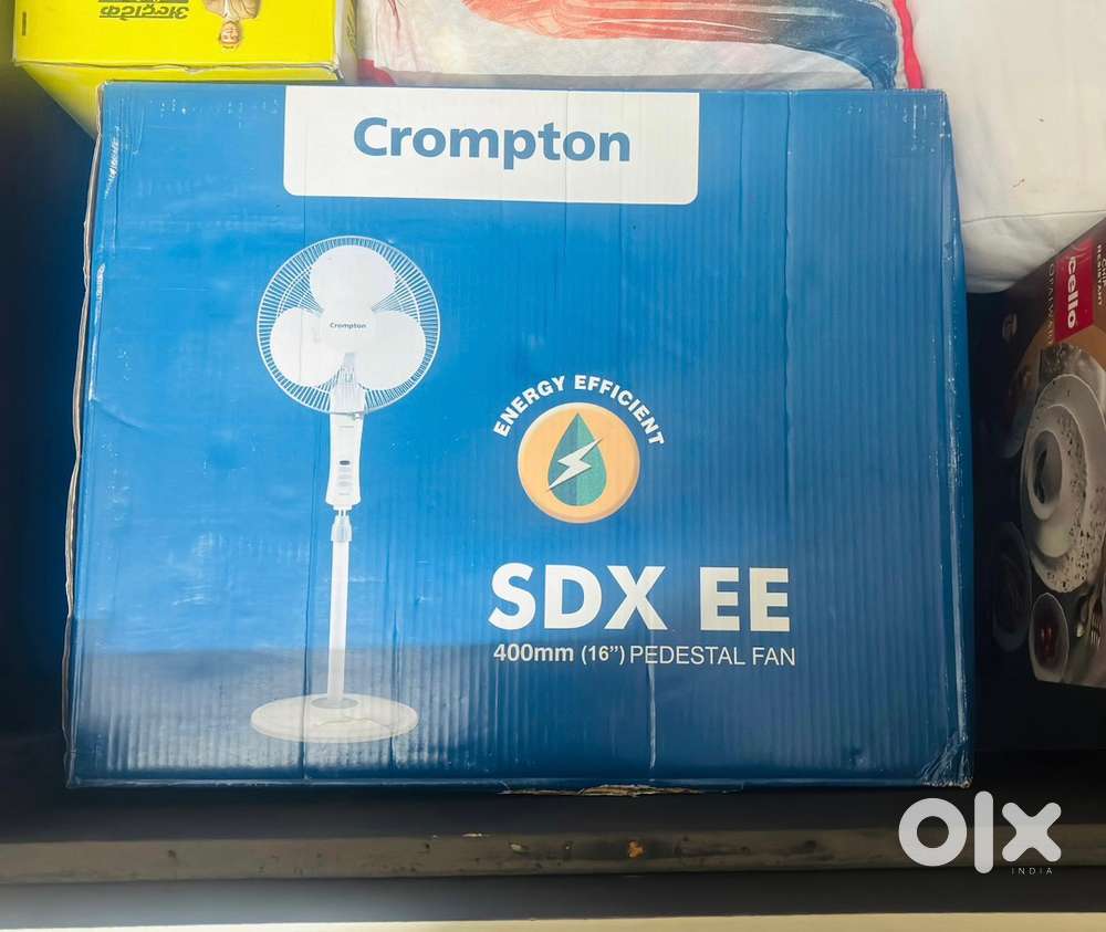 Stand fan crompton