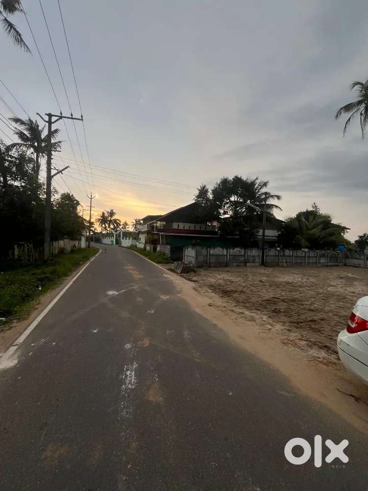 7 cents land for sale in varappuzha