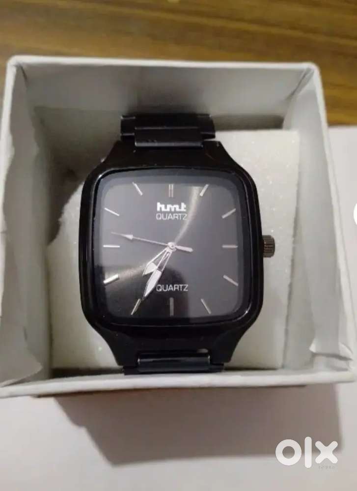 Black premium classic formal watch