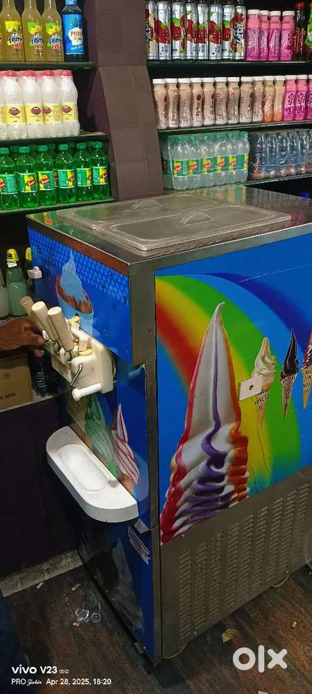 SOFTY AND ICECREAM MACHINE