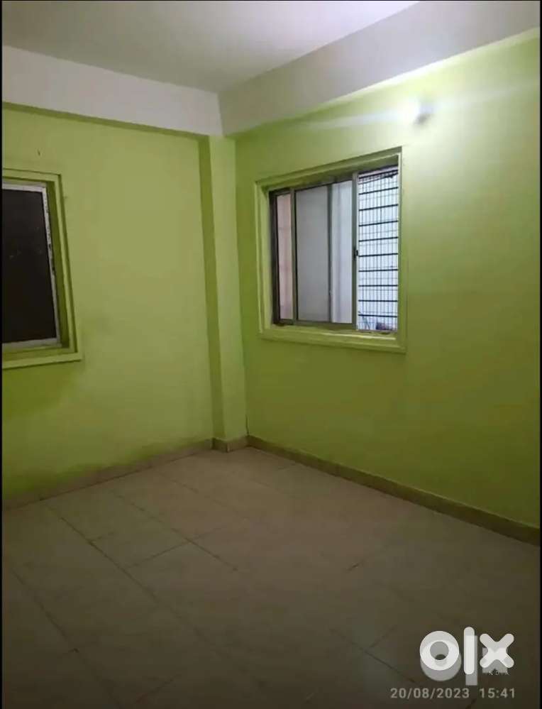 1 bhk flat for rent on e. M bye pass vip nagar