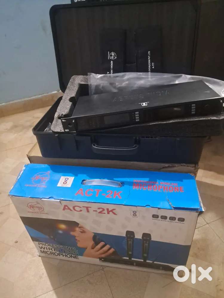 Wireless dual Hand mic - Aerons ACT 2k