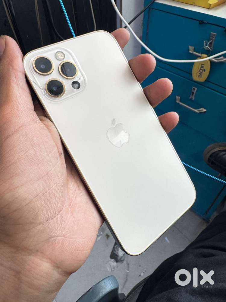 Iphone 12 pro gold colour