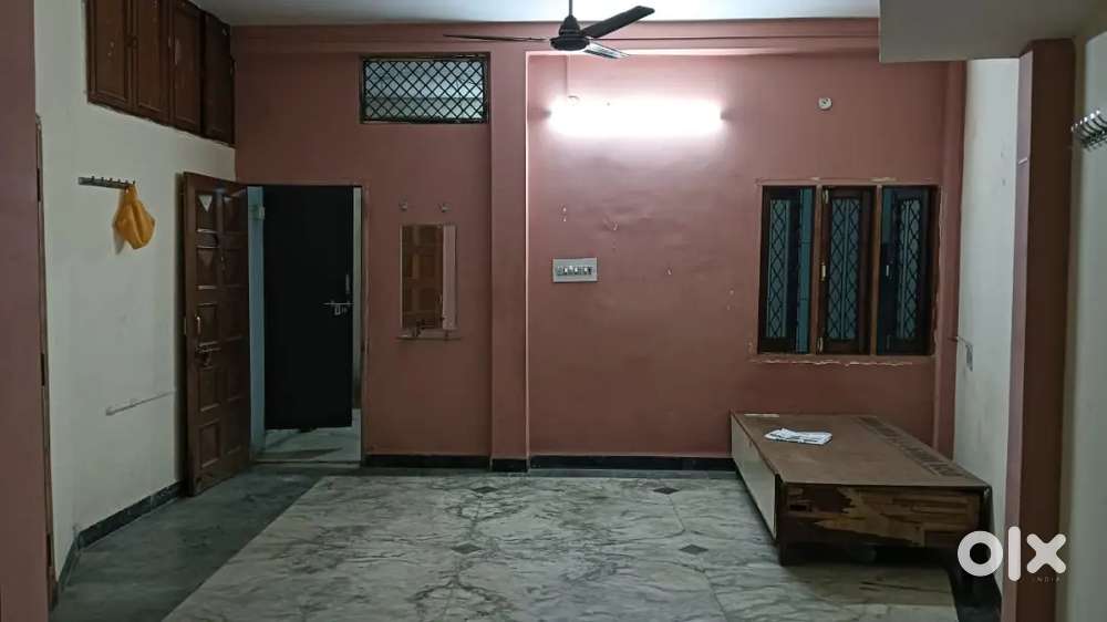 1Bhk Flate For Rent At Rajmohalla