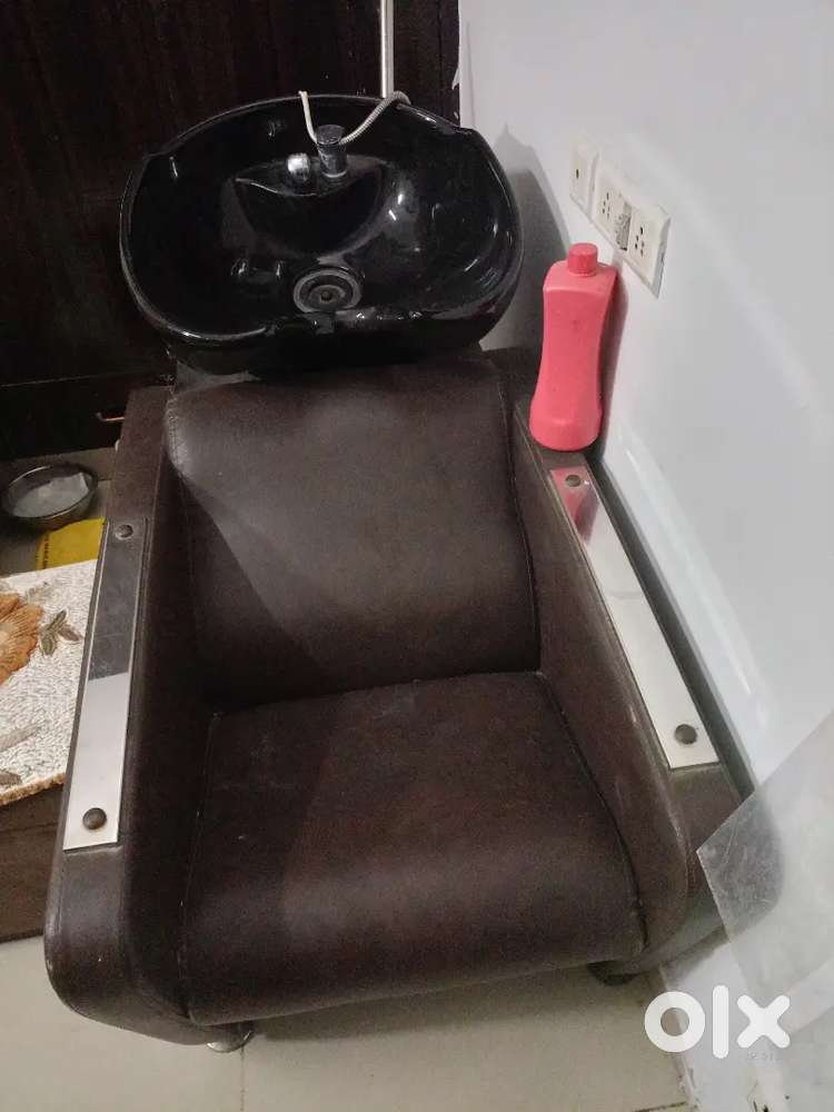 PARLOUR HAIR WASH CHAIR