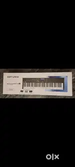 ARTURIA KEY LAB ESSENTIAL 61 UNIVERSAL MIDI CONTROLLER
