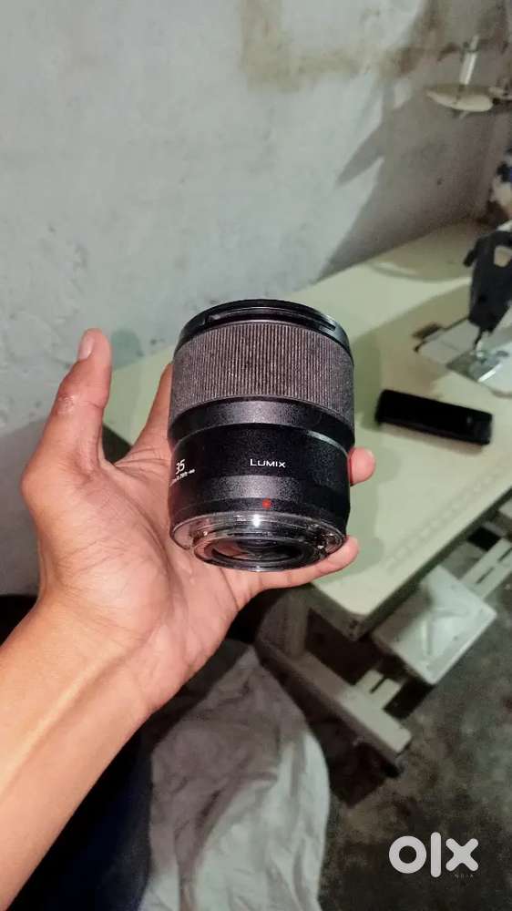 Camera lenses condition like new and good condition only one month old