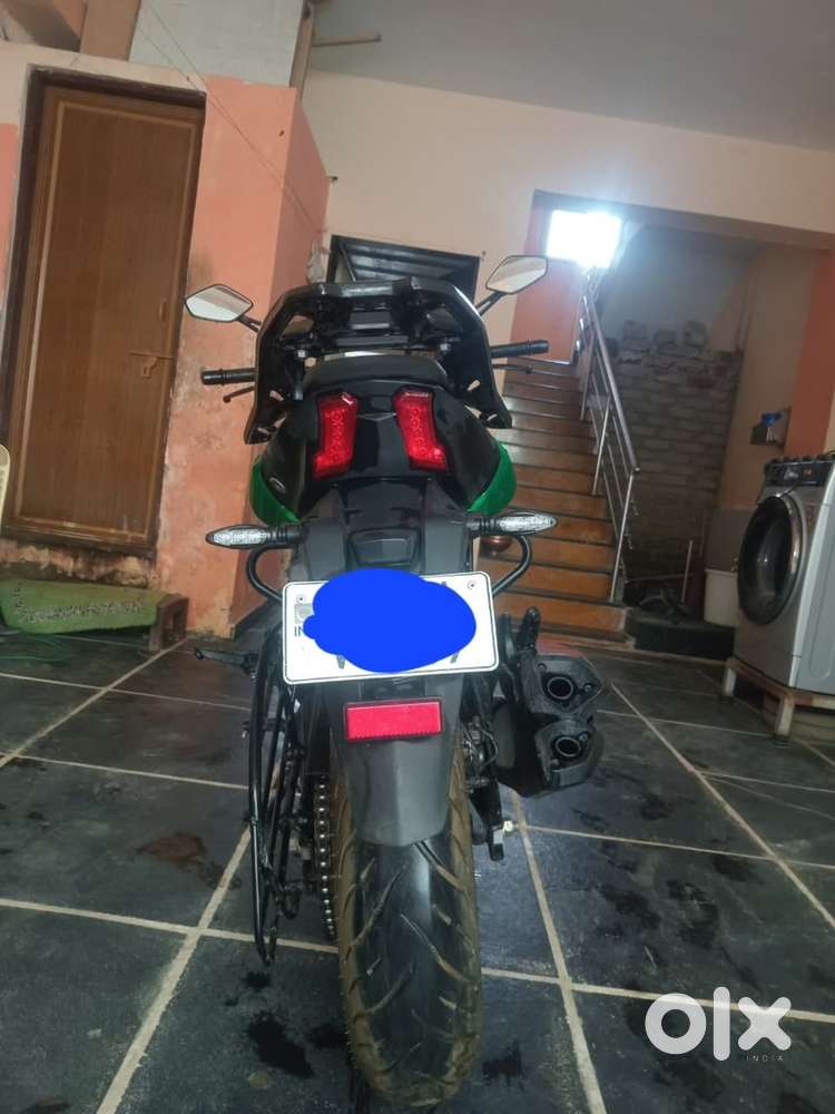 Bajaj dominar 400