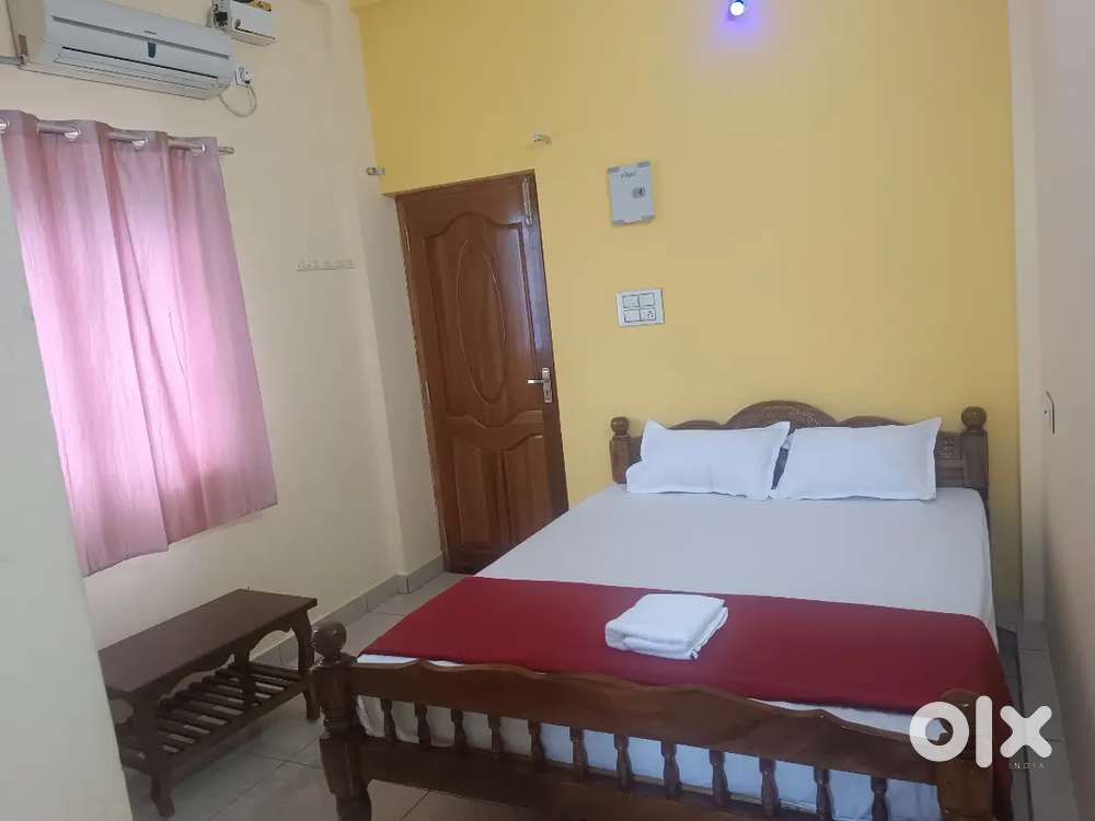 1Room 1 kitchen available rent in white town