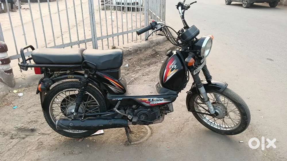TVS XL 100 1st owner 2023 model 2955 km driven Good condition
