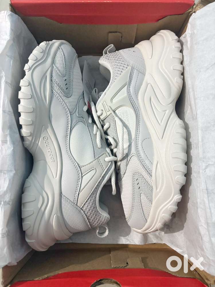 Unused brand shoes