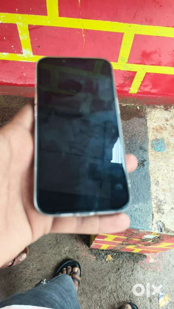 iPhone 14 battery health, 89 price 26000