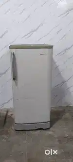 Samsung 4 Star 190 litres Single Door Fridge, Free Home Delivery.
