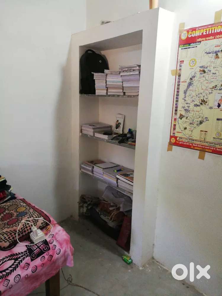 Well furnished single room at 2000 only for student