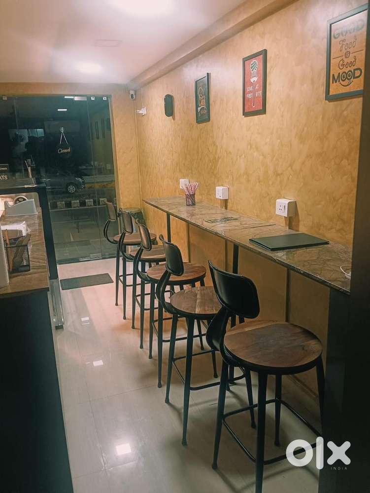 Wanted All rounder Cook for Cafe. (No Main courses Only Bevrages/Snk )