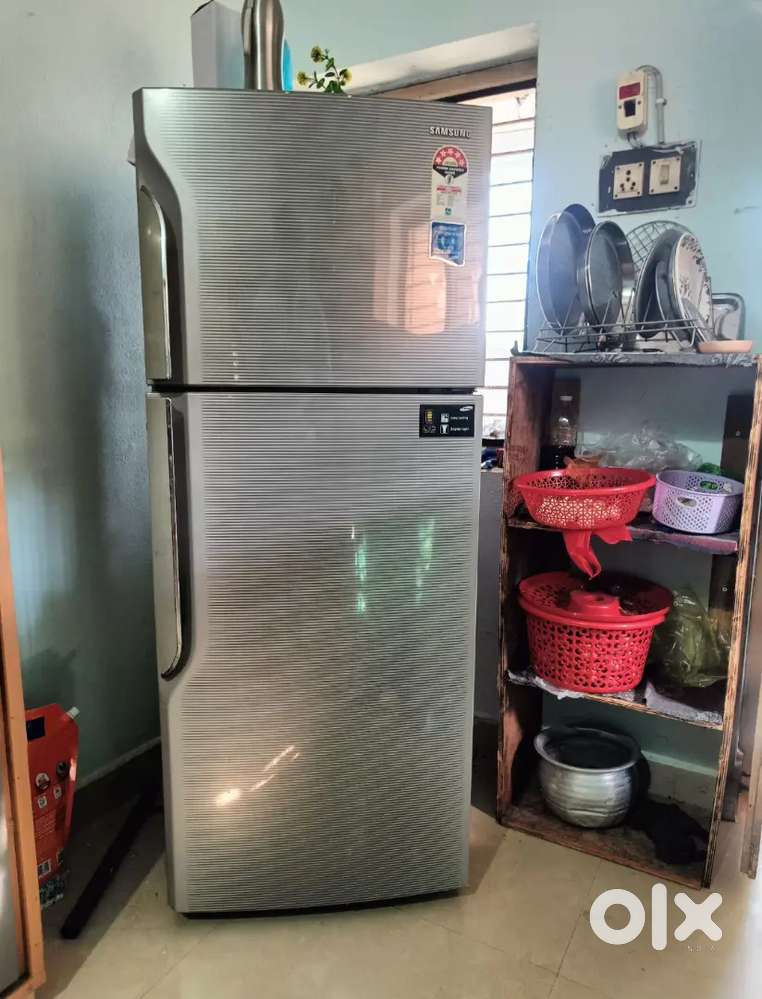 Lg double door fridge