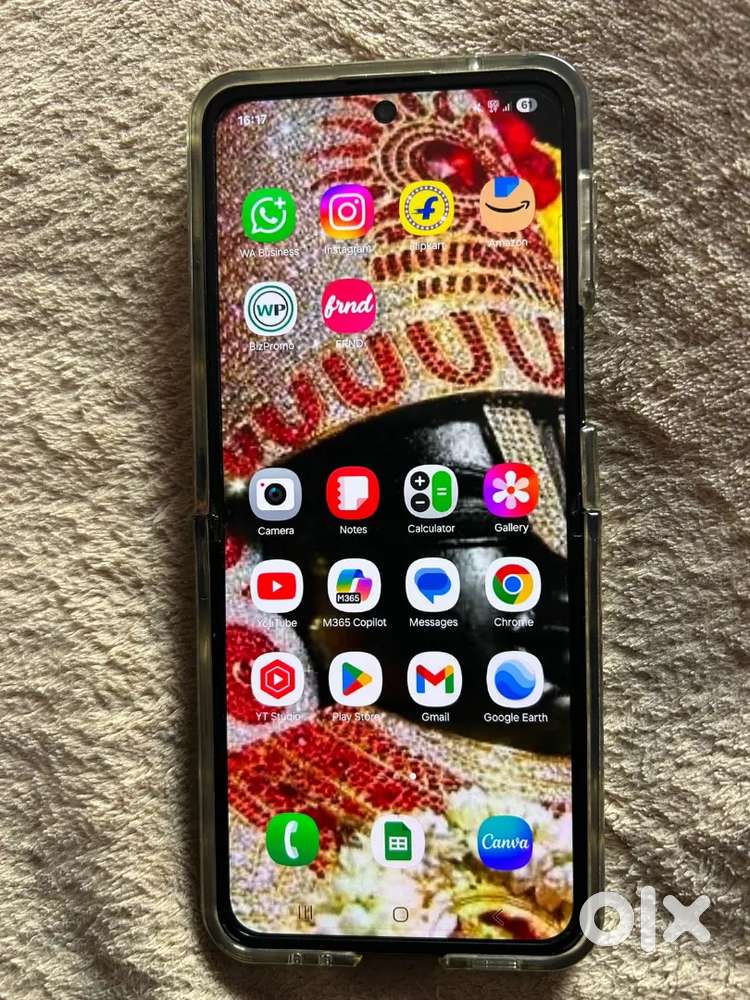 Flip 3 Samsung superb condition available