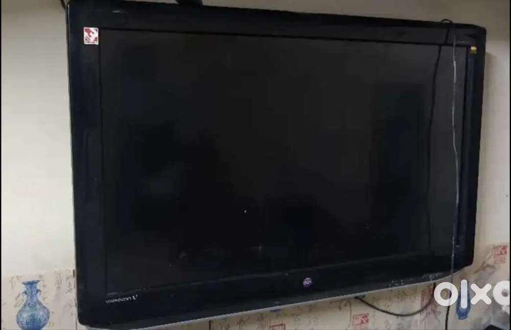 Urgent Sale! Tv & Washing Machine in Zirakpur!
