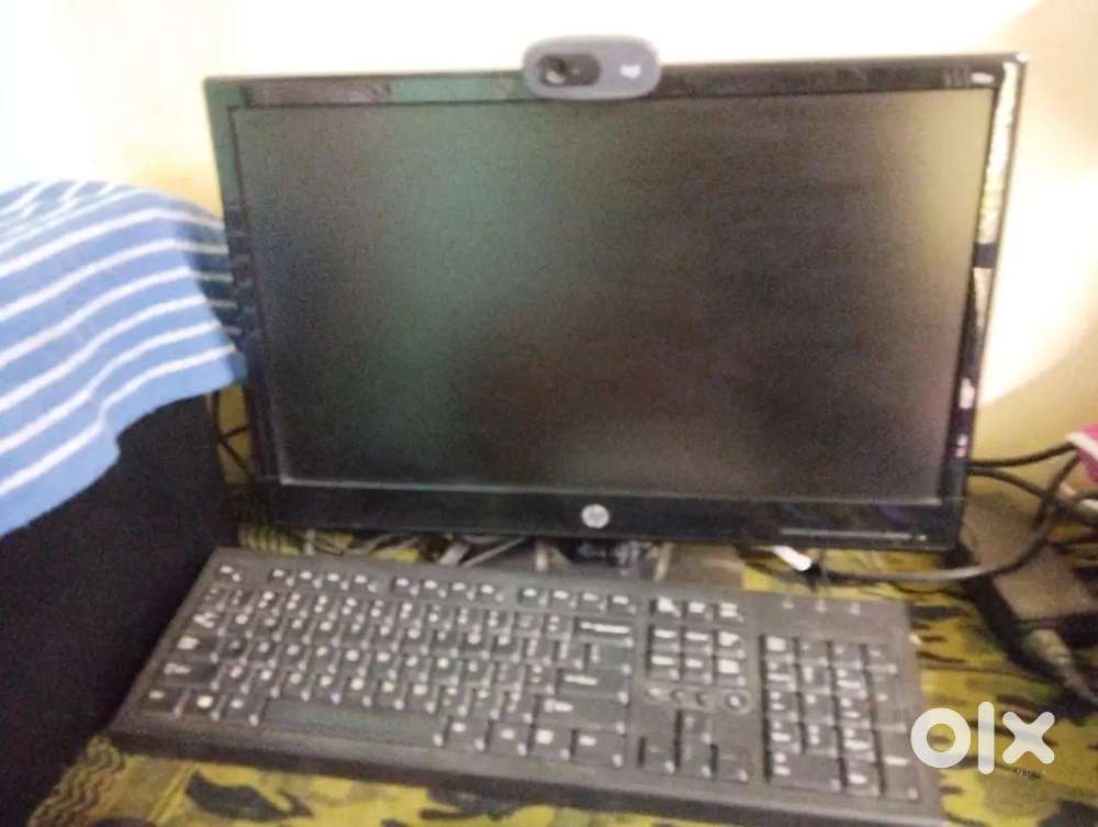 HP PC SET WITH UPS