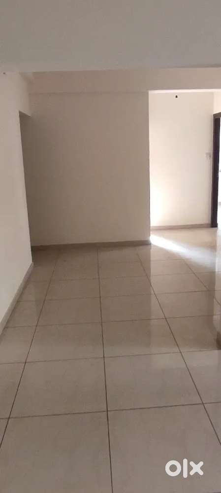 3bhk semi furnish flat for rent kottara near by main road
