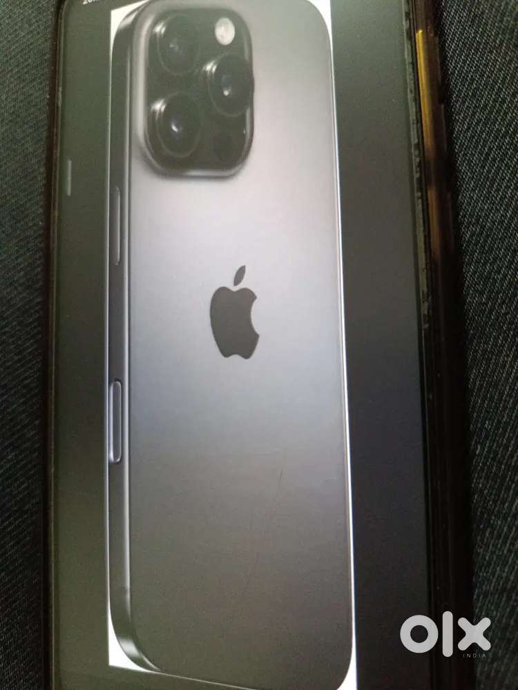 I phone 16 Pro 256 GB Black titanium