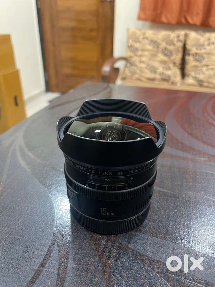 Canon EF 15mm Fish Eye lens