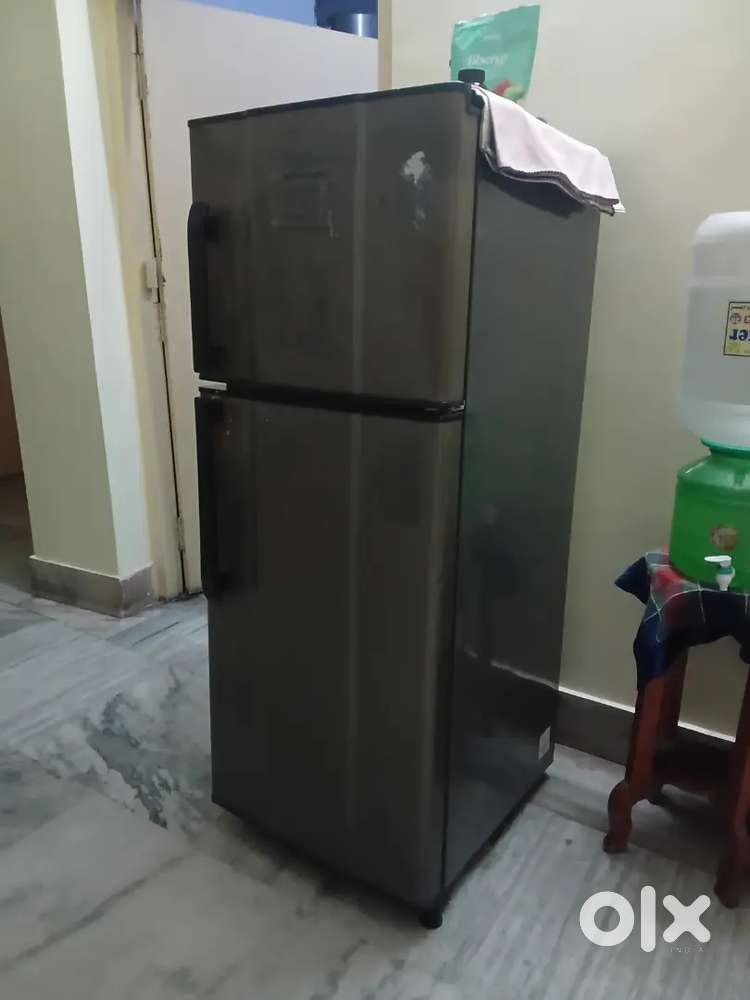 Whirlpool 265 ltr refrigerator