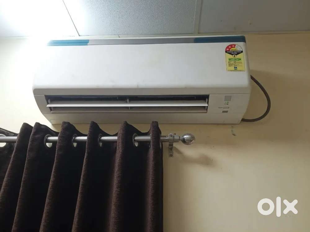 DAIKIN AC 1.5 TONE SPLIT